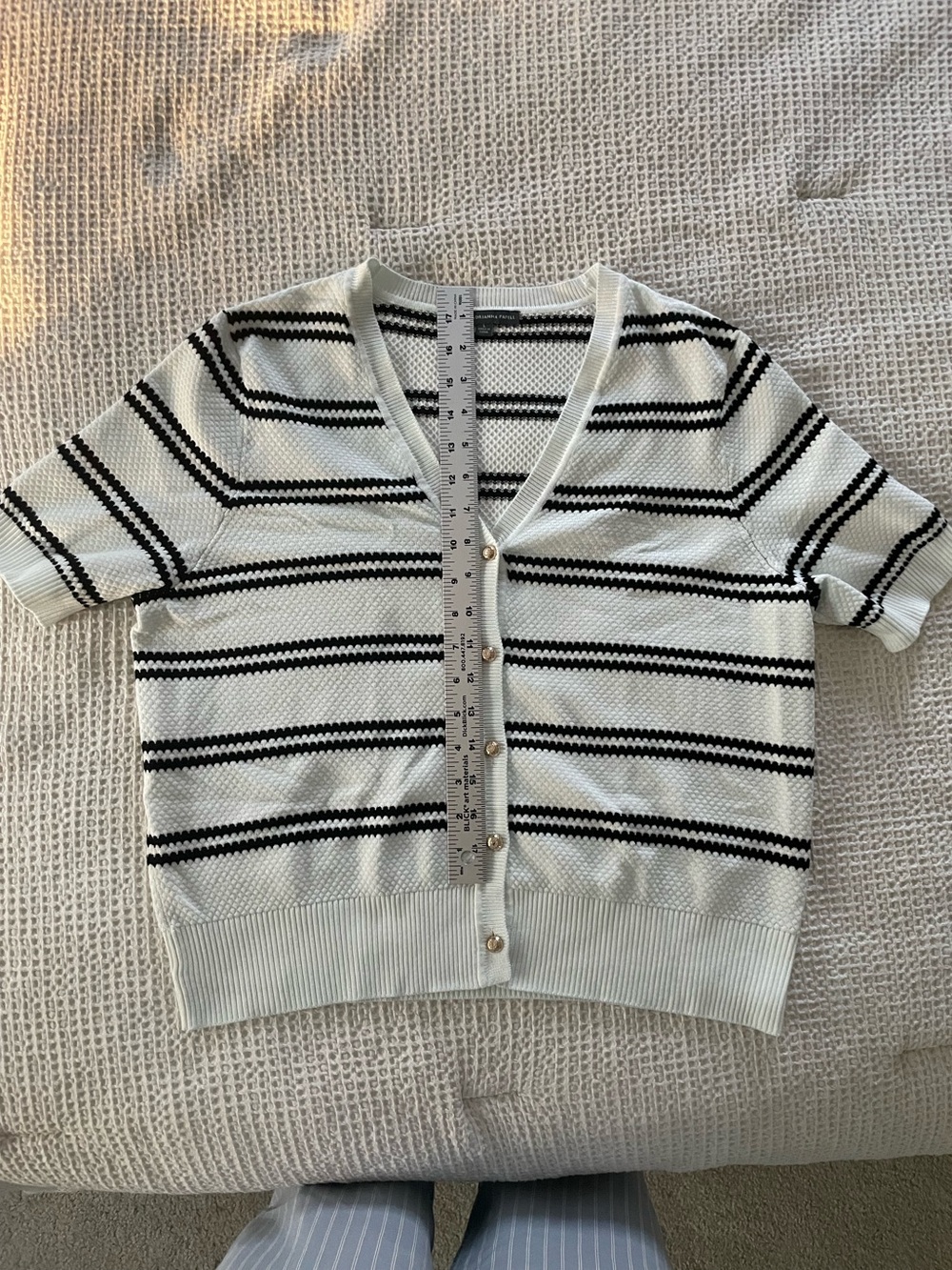 Adrianna Papell Black/White Short Sleeve Cardigan Gold Buttons EUC Size L (187) - Picture 5 of 6